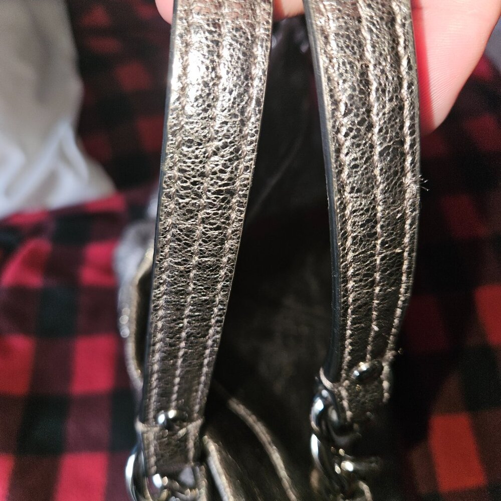 Coach Metallic Silver Hobo Purse No. L117B-F17166 Pre-owned Excellent Co… - Picture 14 of 16